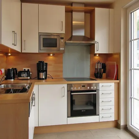 بيت للعطل Ferienhaus Fischerhus غلوفي