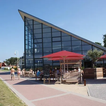 Ferienhaus Fischerhus بيت للعطل *